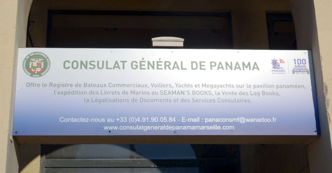 signs on facade of the consulate general of panama