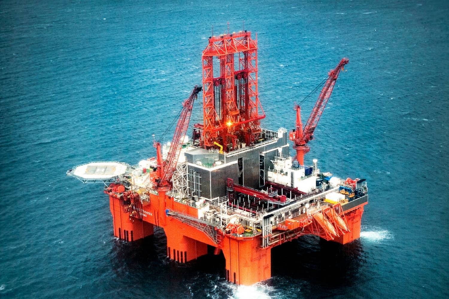 Морская буровая платформа. Карское море ППБУ «West Atlas». Буровая платформа West Alpha. Нефтегазовая платформа «Тролль-а», Норвегия. ППБУ Северное сияние.